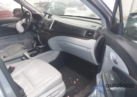 2019 Honda Ridgeline Rtl z USA, uszkodzony, nr VIN 5FPYK3F56KB024977